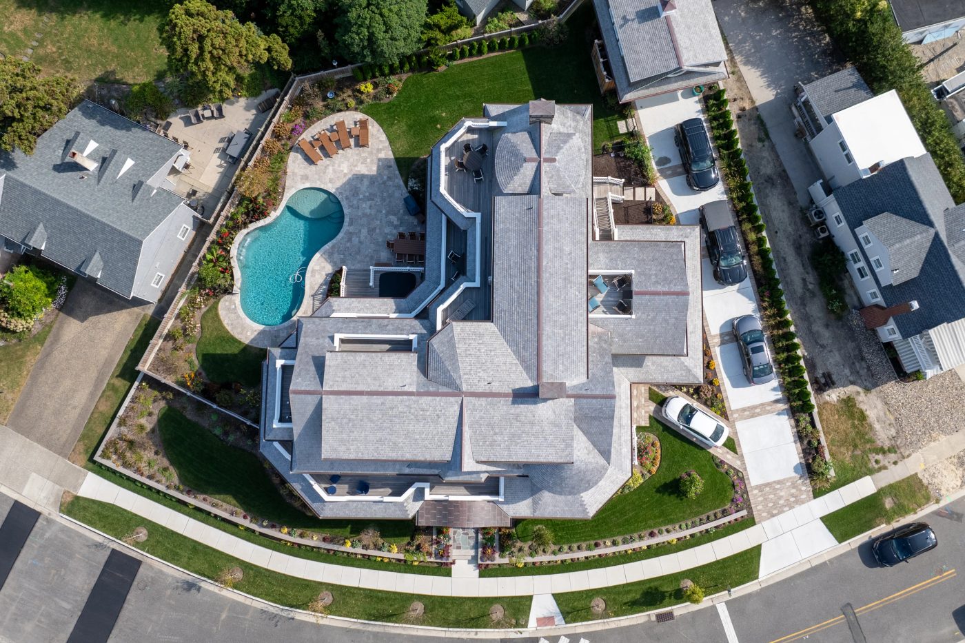 353 E Surf Road